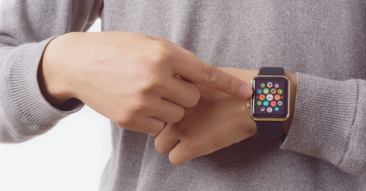 _Smartwatch for Women with Calls & Fitness Tracking