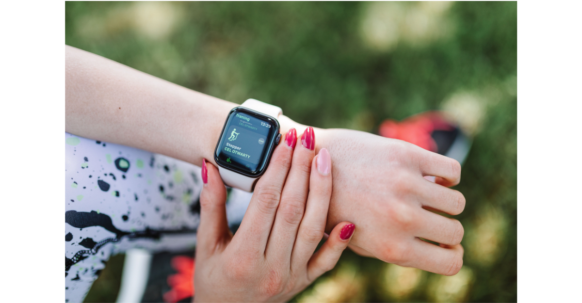 How to choose the best smartwatch in 2026 based on compatibility, battery life, fitness tracking, GPS and calling features