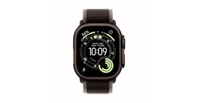 Apple Watch 12 and Ultra 4 showing restart or boot loop issue with Apple logo on screen