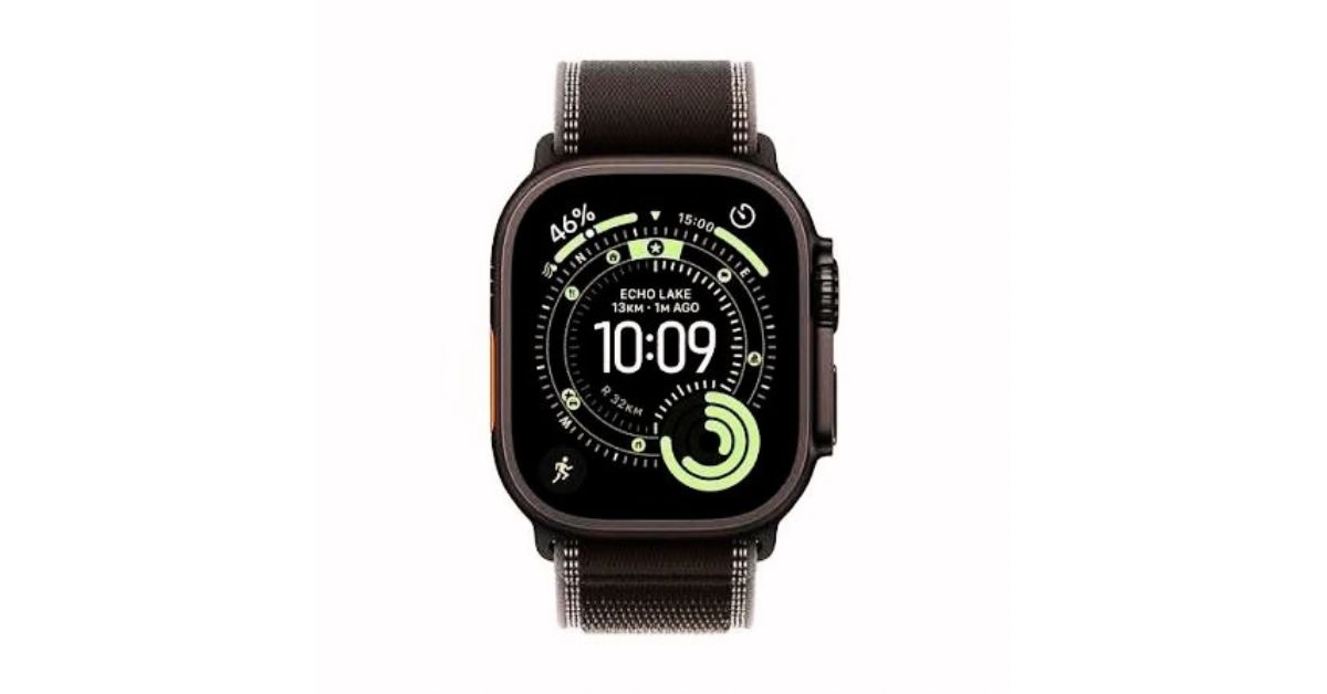 Apple Watch 12 and Ultra 4 showing restart or boot loop issue with Apple logo on screen